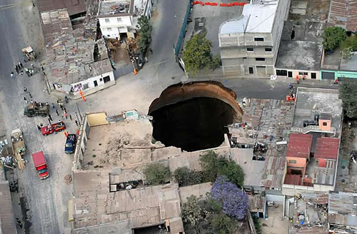 An enormous sinkhole opens up in Guatemala, swallowing buildings and killing several people 